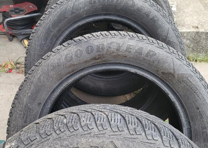 Grajewo ogłoszenia: Sprzedam opony zimowe po 50zl szt.