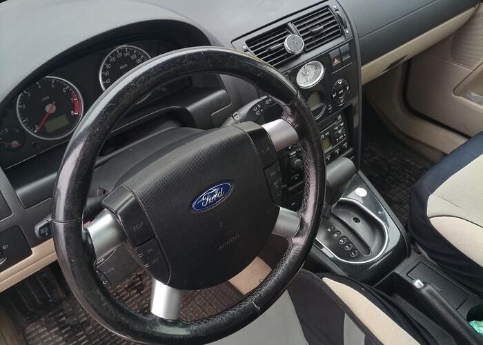 Grajewo ogłoszenia: Sprzedam samochód w automacie 2001r.
Silnik i skrzynia biegów...